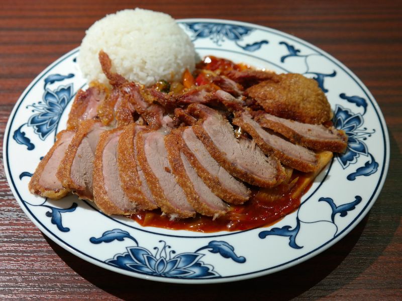 Hrustljava raca: zvok popolnega ugriza